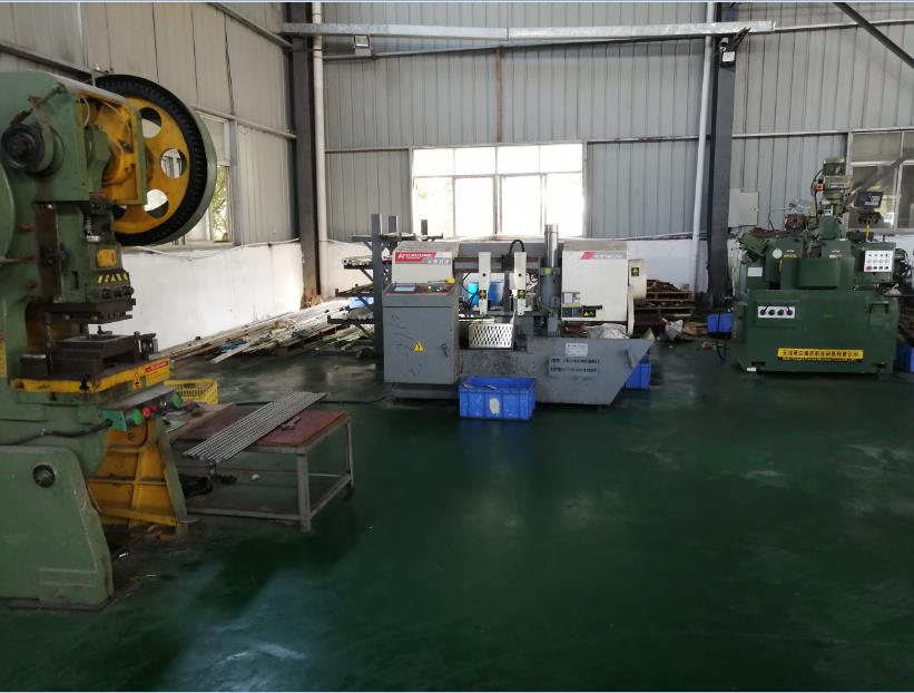 自動下料、無心磨、沖床